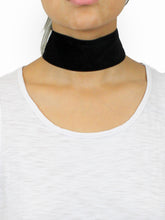Kaamastra Bold Velvet Choker
